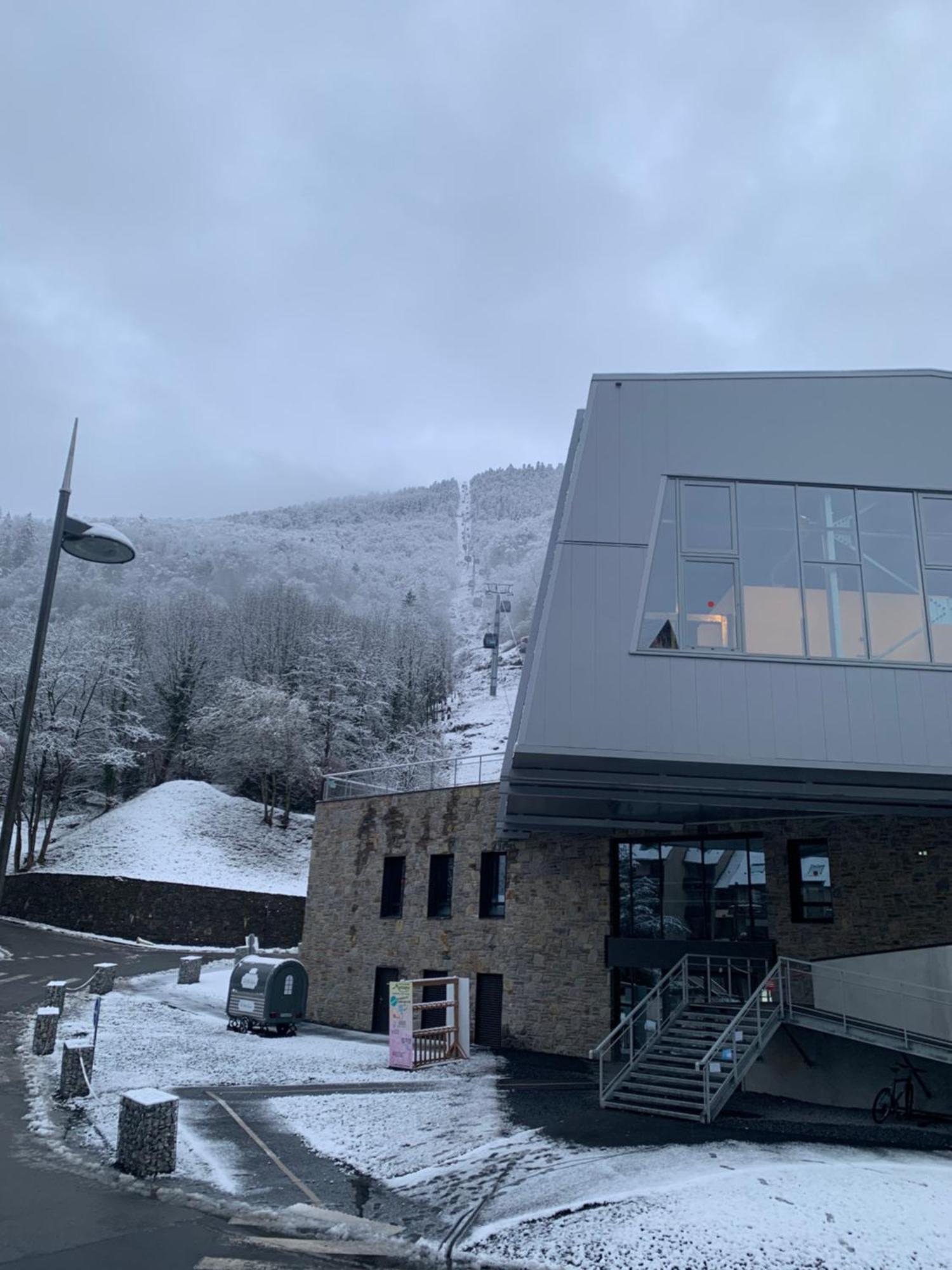 Appartement Au Pied Des Telecabines Res La Soulan Bagnères-de-Luchon Buitenkant foto
