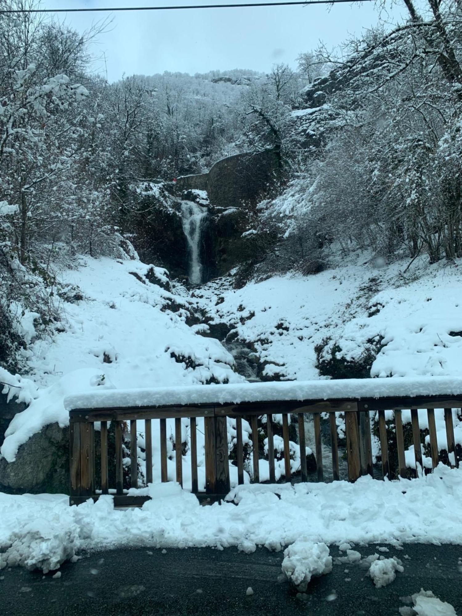 Appartement Au Pied Des Telecabines Res La Soulan Bagnères-de-Luchon Buitenkant foto