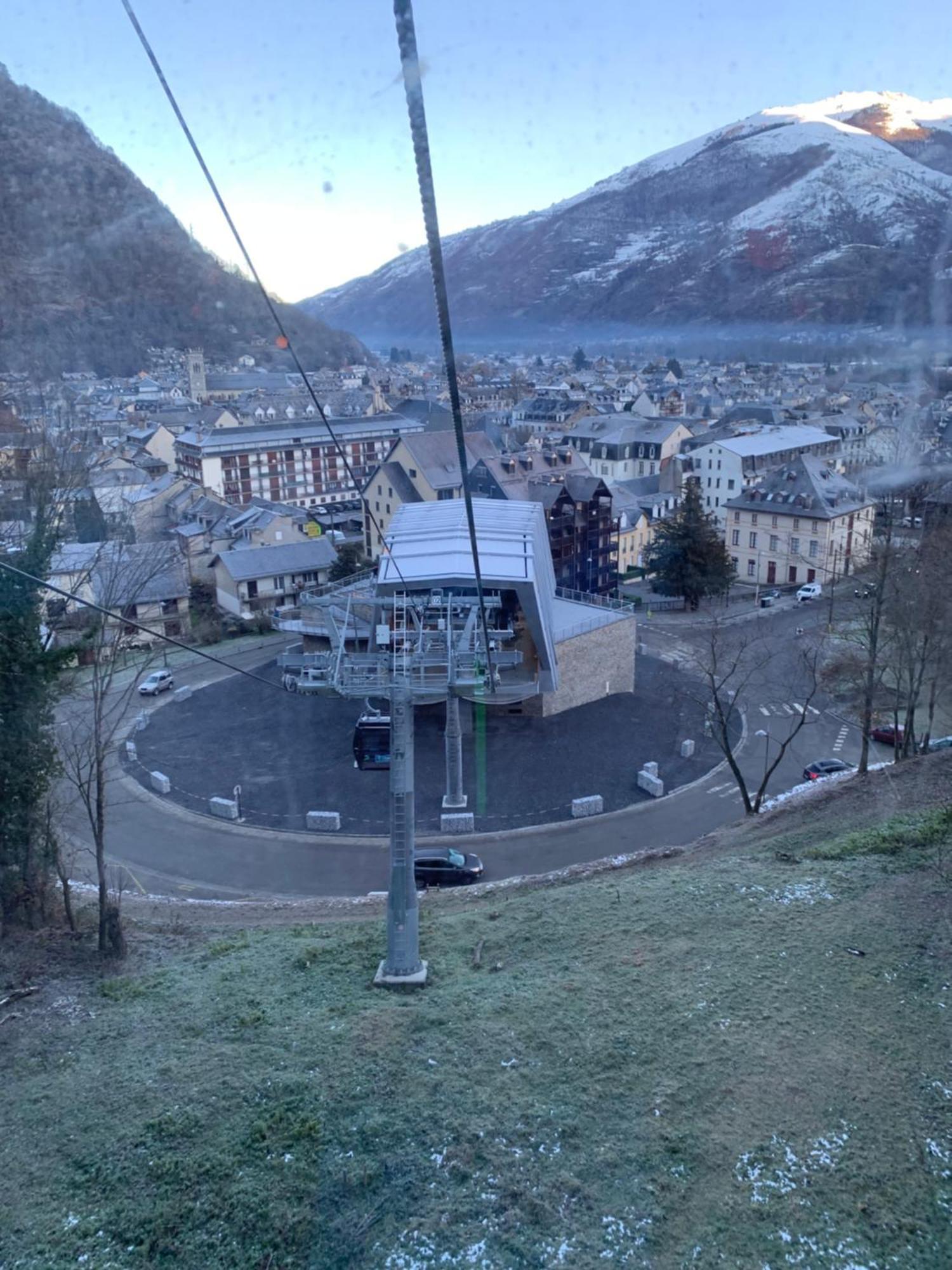Appartement Au Pied Des Telecabines Res La Soulan Bagnères-de-Luchon Buitenkant foto